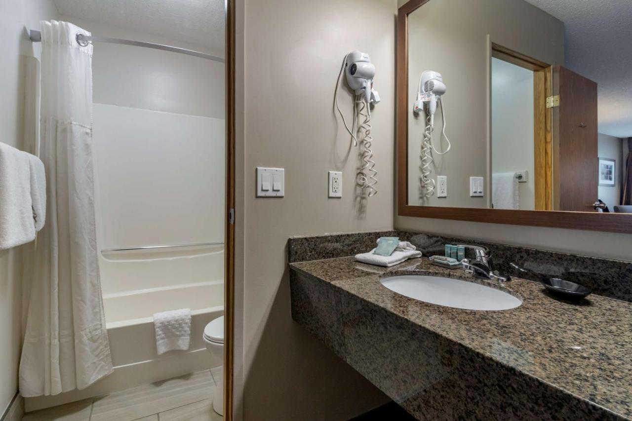 Surestay Plus Hotel By Best Western Salmon Arm Buitenkant foto