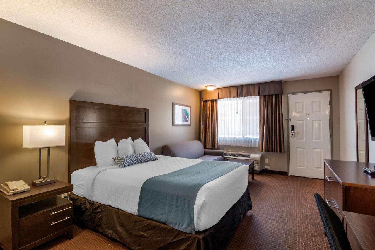 Surestay Plus Hotel By Best Western Salmon Arm Buitenkant foto