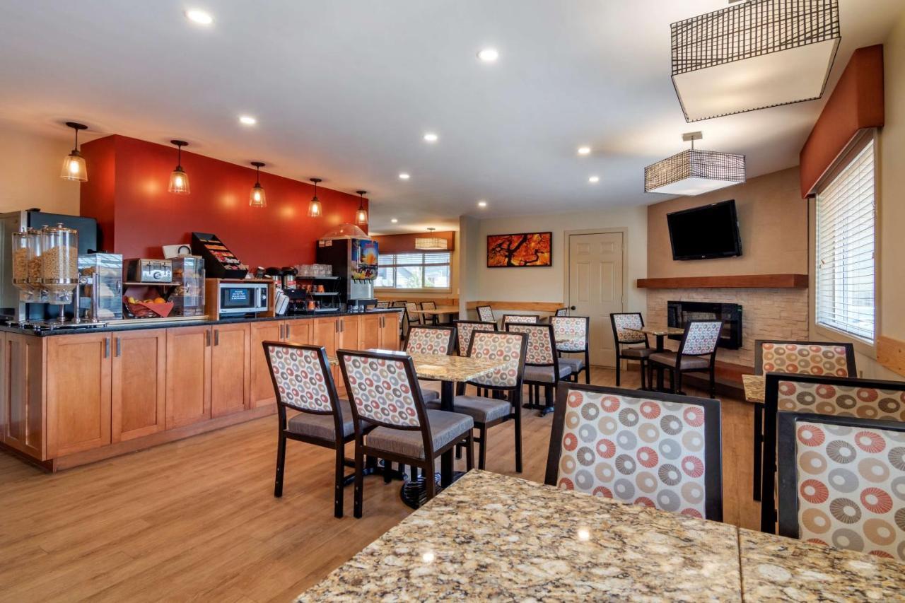Surestay Plus Hotel By Best Western Salmon Arm Buitenkant foto